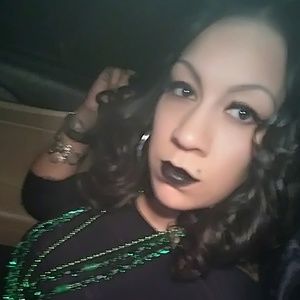 Meet your Posher, Marissa